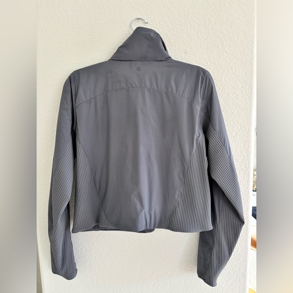 NWOT Lululemon athletica Sleek City Cropped Jacket Grey Oasis - Sz 8 - Picture 4 of 10